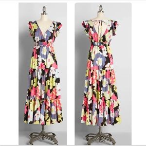 ModCloth NWT’s Vamped up Vagabond Maxi dress. Size small